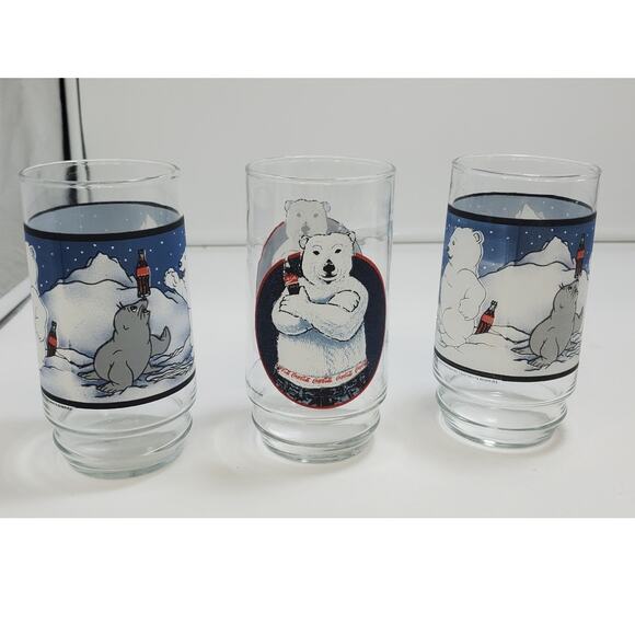 Vintage 1997 Coca-Cola Holiday Glasses Winter Polar Bears and Seal (Set of 3) - Picture 3 of 5